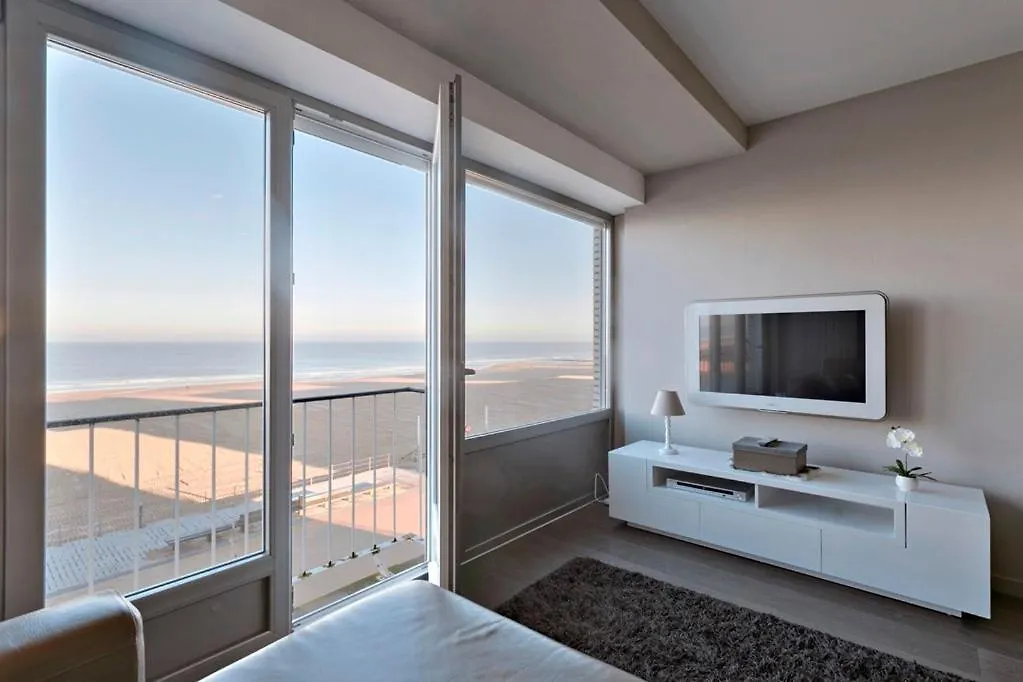 Montezuma Luxe Studio Met Frontaal Zeezicht Zonder Aparte Slaapkamer Apartment Ostend Belgium